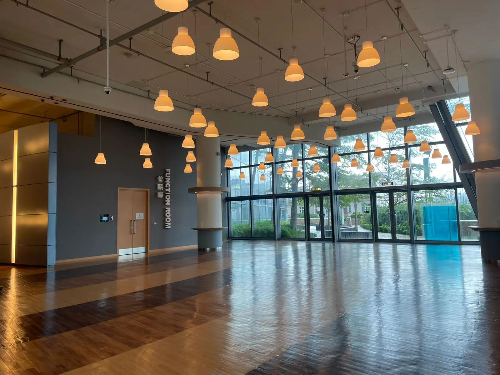 Green Concourse Welcome Reception Area